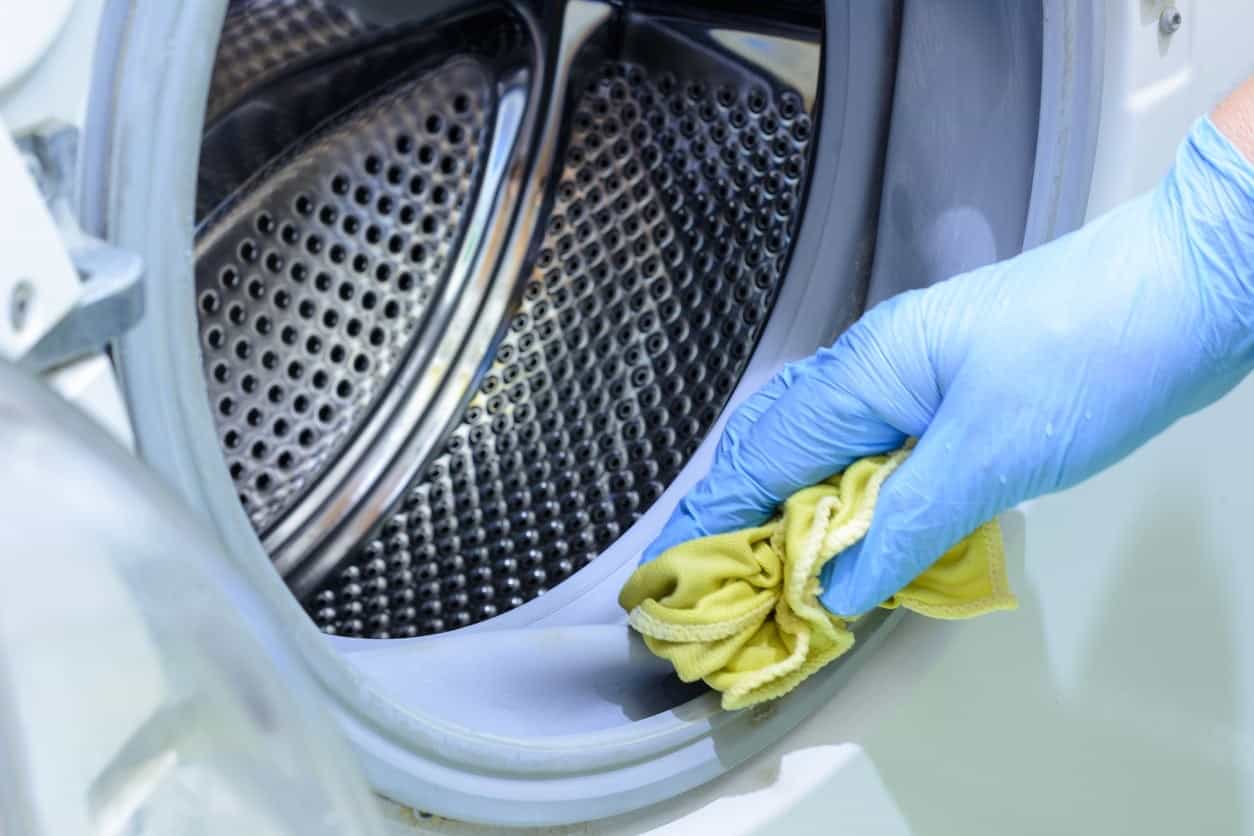 cleaning dryer interior